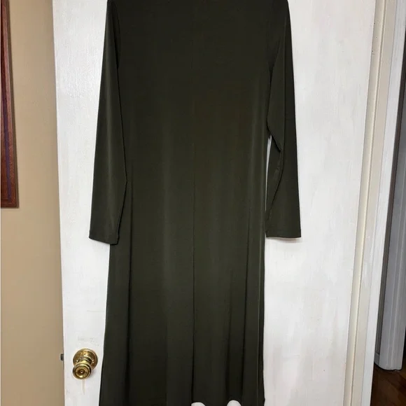 Chico's Dark Green Long Sleeve Crew Neck Dress 1 (8) - Picture 3 of 3